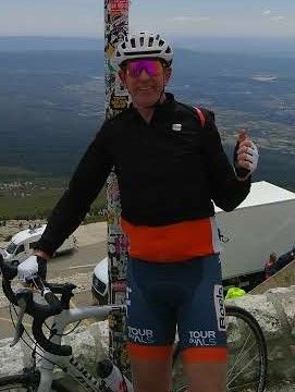 Willem op top Mont Ventoux 2019 2