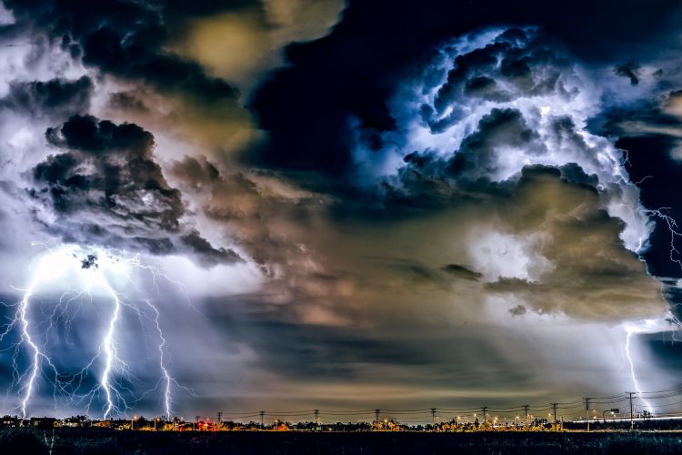 Storm onweer VS via Pixabay
